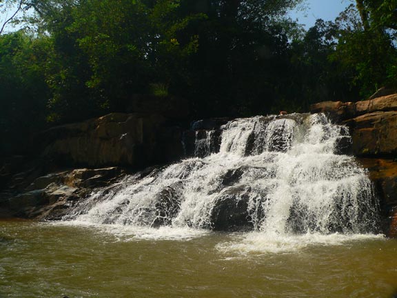 Achakanya Waterfalls